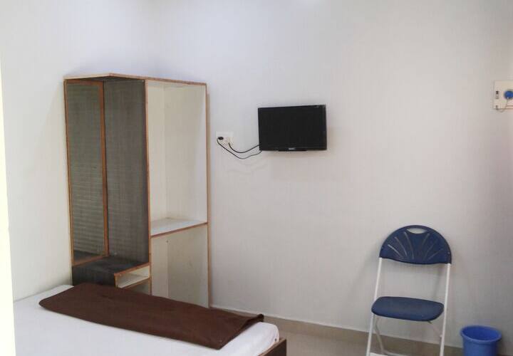 Hotel Neha Palace, Baramati 3